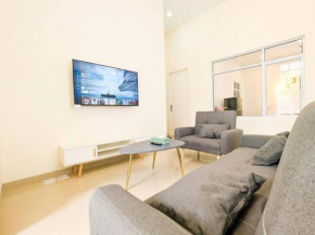 Lovina B2/12A at Ansley Park Spacious+Netflix